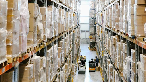 Top 8 Warehousing Examples Transforming the Supply Chain